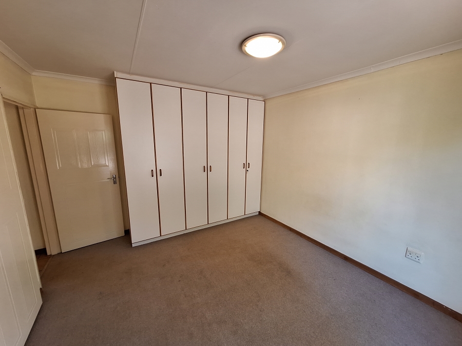 3 Bedroom Property for Sale in Wavecrest Eastern Cape